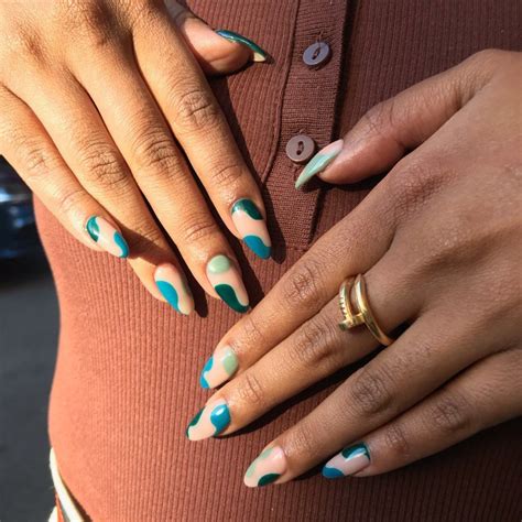 Akiko nails nyc - 99 likes, 1 comments - akikonails_nyc on August 1, 2022: "Classic & simple 〰️ Nails by: Becca @thesetbyb . . . . . #akikonails #nycnails #nycnail..."